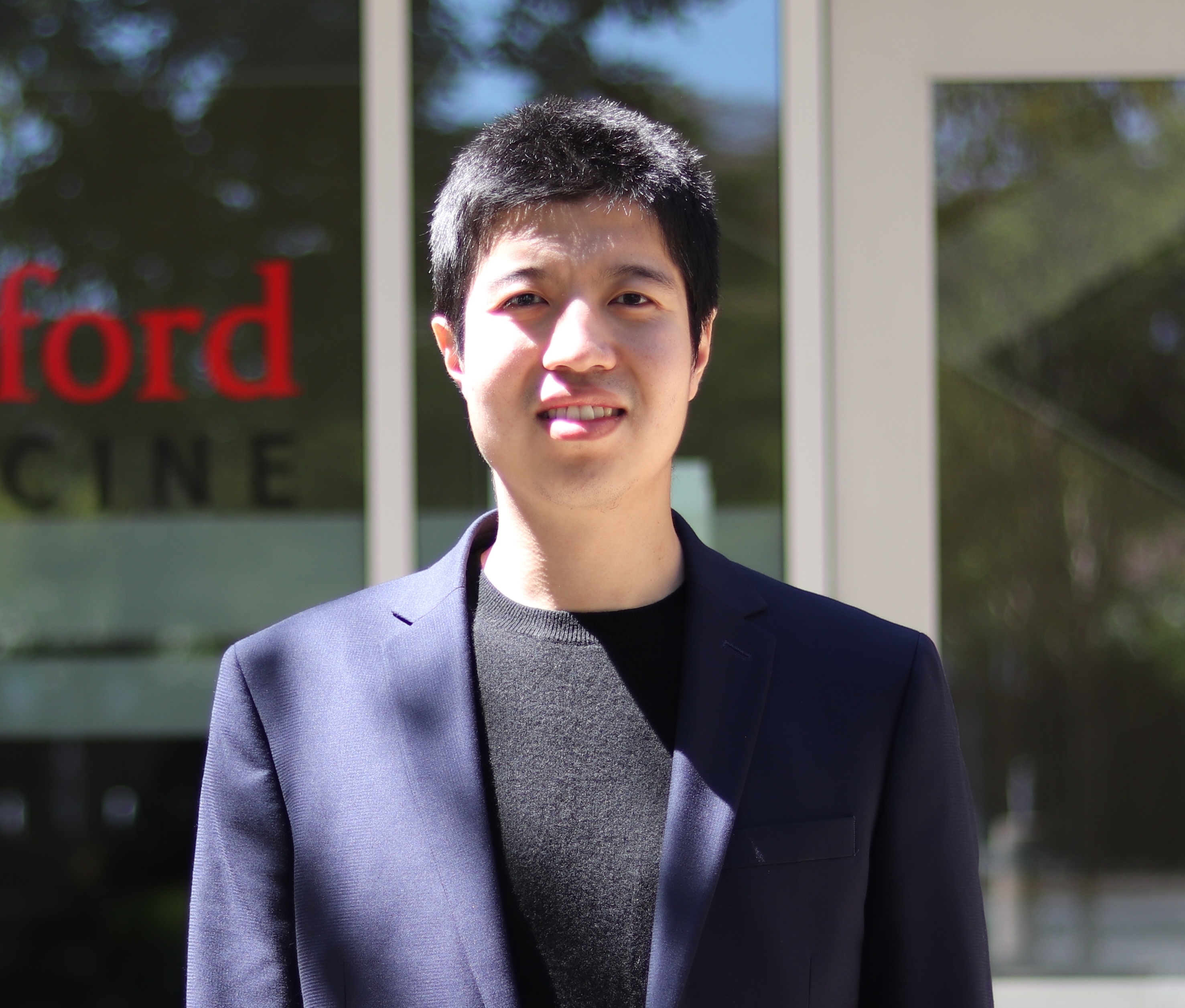 Yuanning Eric Zheng headshot